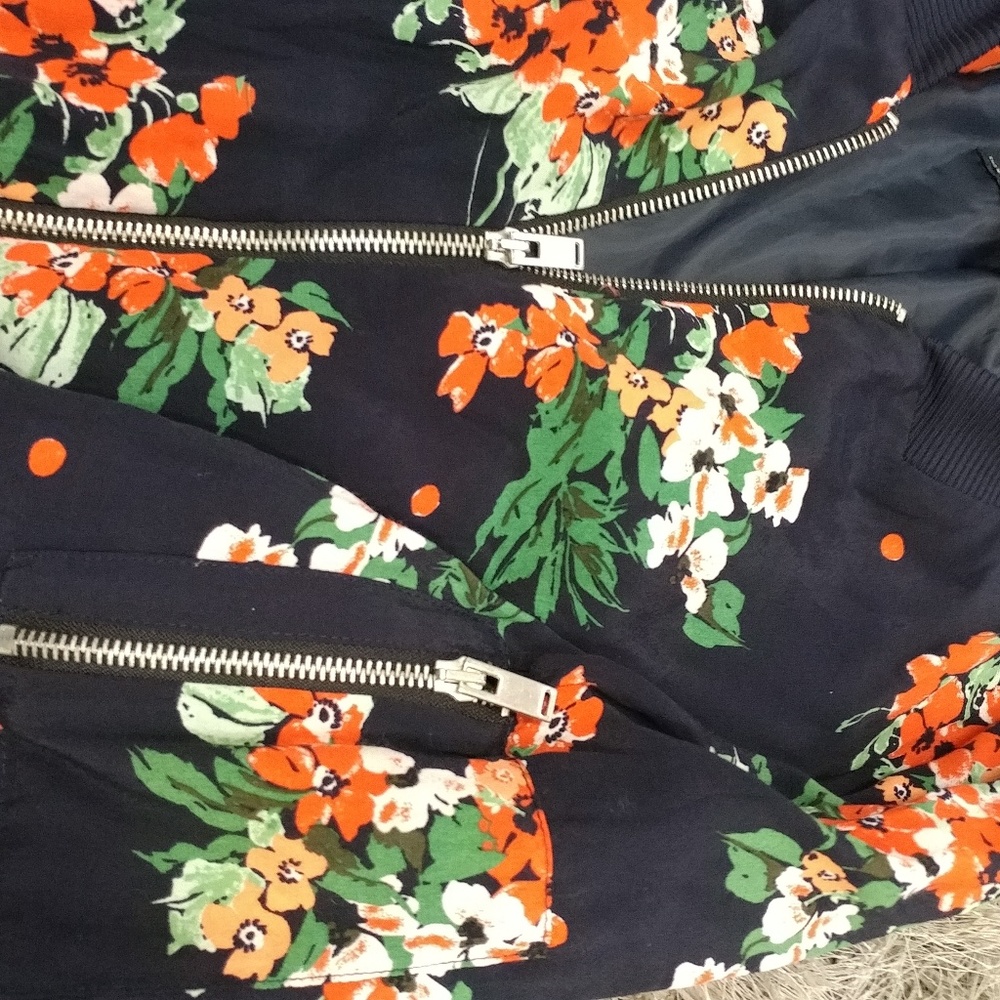 Zara bomber jacket - Picture 4 of 5
